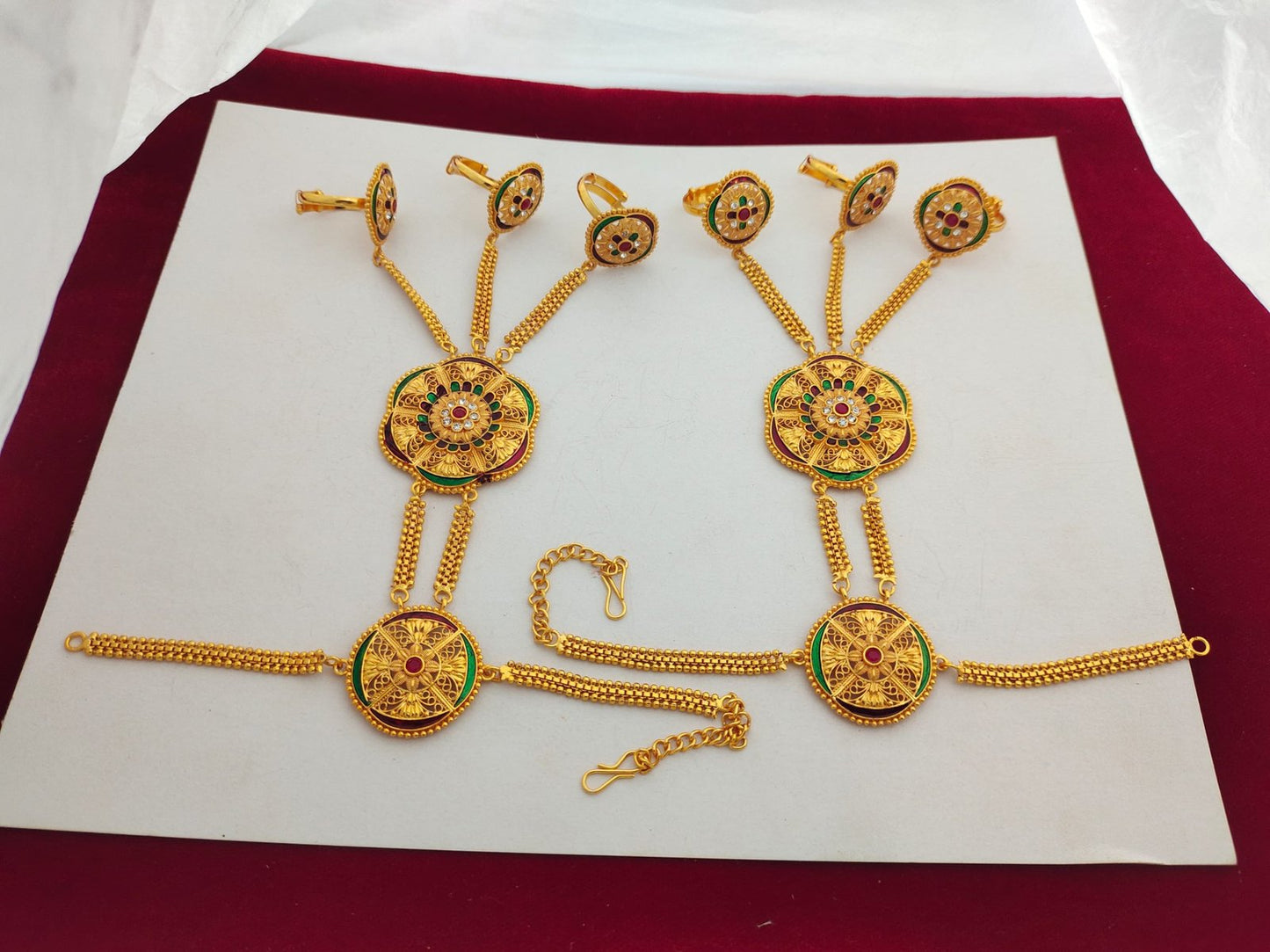 Hathful/Hathpanja 331